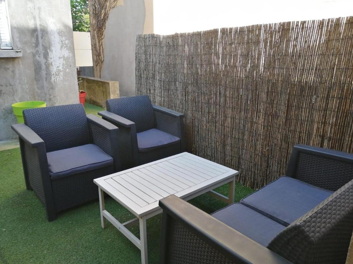 Benfleet 4 Cosy Studio Proche Paris Apartment Romainville Exterior foto